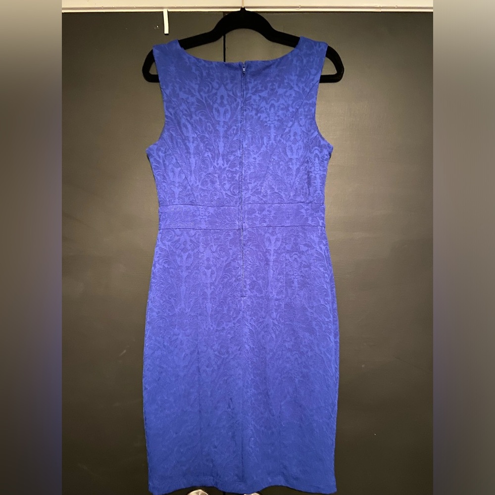 Worthington size 8 royal blue sleeveless dress